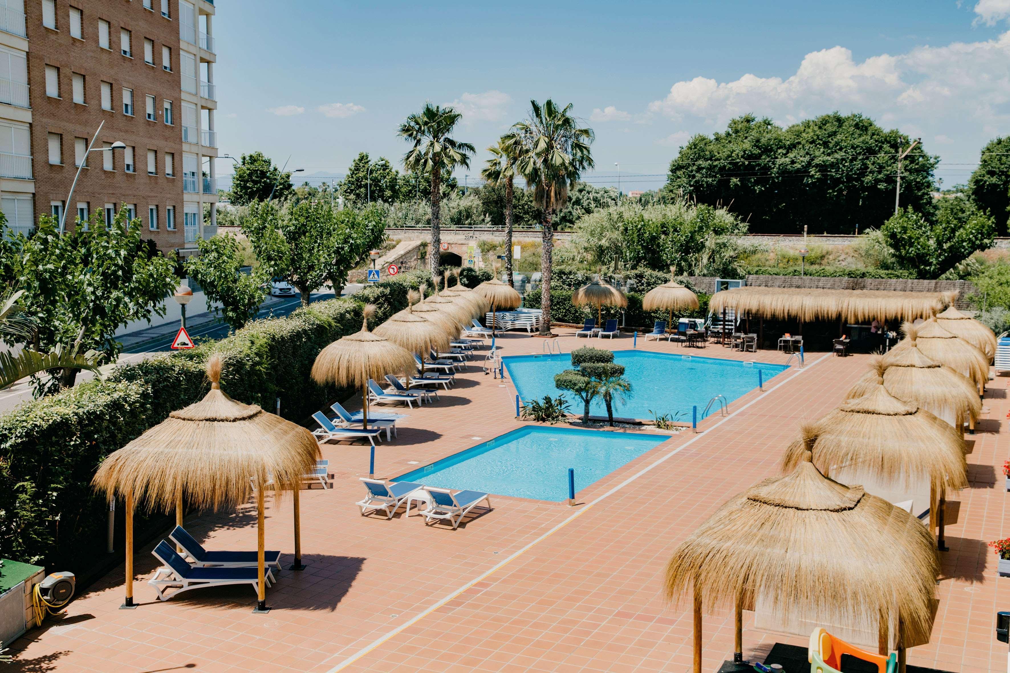 Sol Port Cambrils Hotel Exterior photo